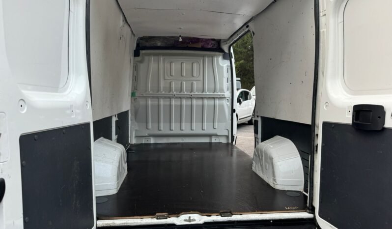 
								Peugeot boxer 2l hdi 130cv L2 H2 de 2019 plein									