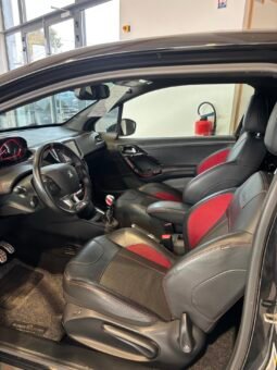 
										208 GTI 208cv de 2017 plein									