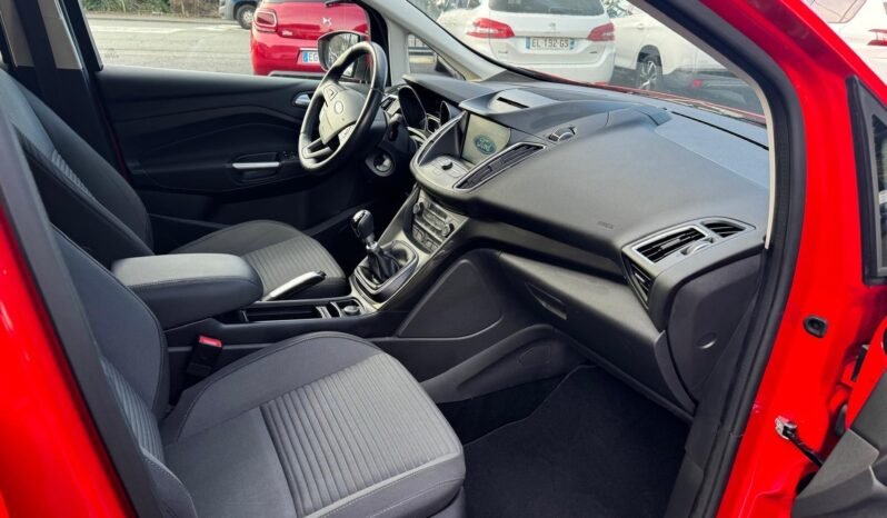 
								Ford C-max 1l ecoboost 100cv avec 67000km plein									