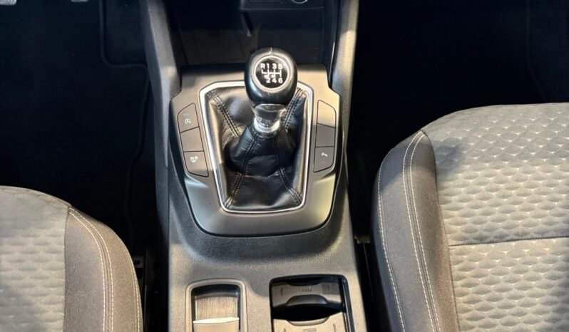
								Ford Kuga 1,5l tdci 120cv plein									