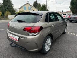 
										C4 1,2l thp 130cv plein									