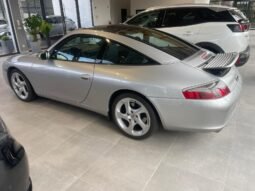
										Porsche 996 Carrera 2 Targa plein									
