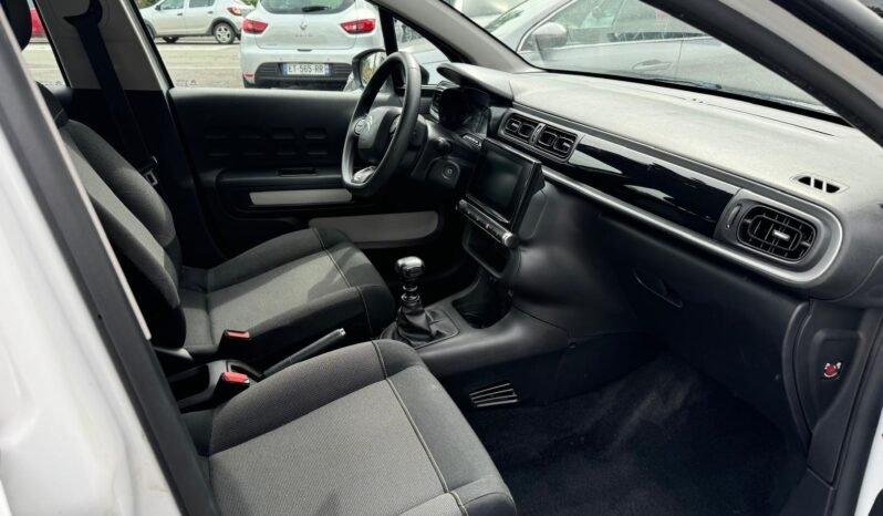
								CITROEN C3 plein									