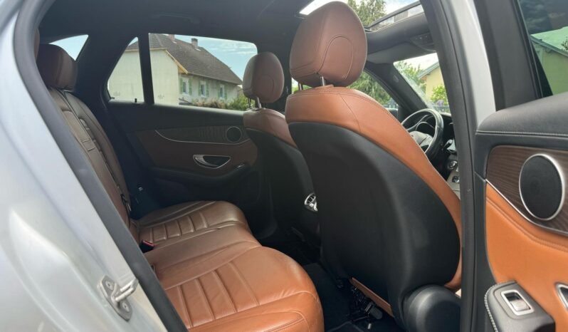 
								MERCEDES-BENZ Classe GLC plein									