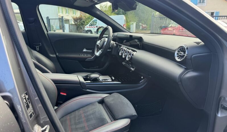 
								MERCEDES-BENZ Classe A plein									