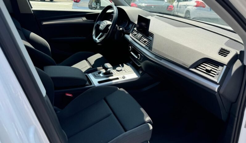 
								Q5 s line 2l tdi quatro S-Tronic7 190cv plein									