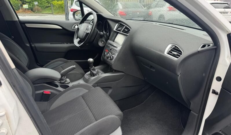 
								C4 Picasso 1,6l hdi 120cv eat6 plein									