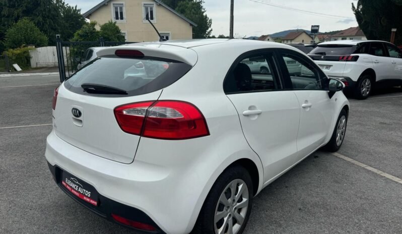 
								Kia Rio 1,2l cvvt 85cv plein									