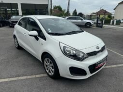 
										Kia Rio 1,2l cvvt 85cv plein									