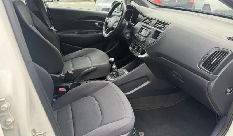 
								Kia Rio 1,2l cvvt 85cv plein									