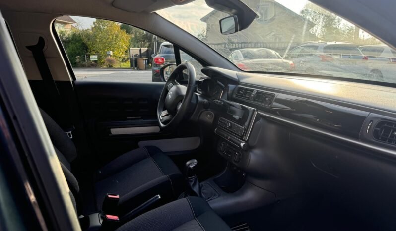 
								C3 1,2l essence 82cv plein									