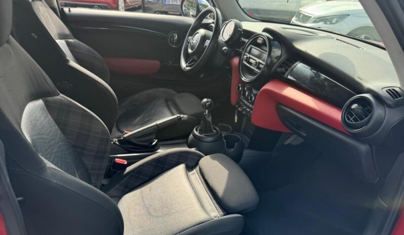 
								Mini one D 1,5ld 95cv plein									