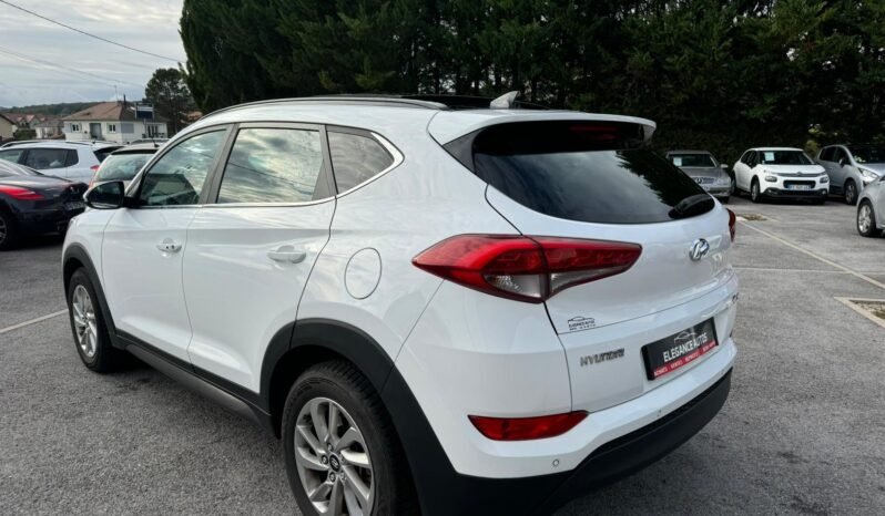 
								Hyundai tucson 1,7l crdi 140cv dct7 plein									