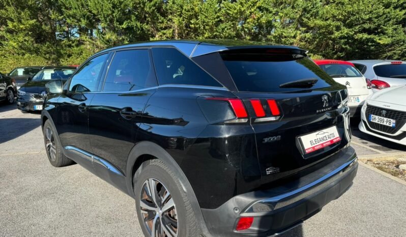 
								3008 GT LINE 1,6l essence 180cv eat8 plein									