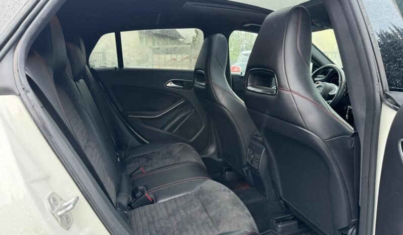 
								Cla 220d amg shooting brake plein									