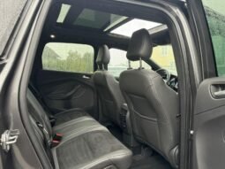 
										Ford kuga 2 2l tdci 150cv st line 4*4 plein									