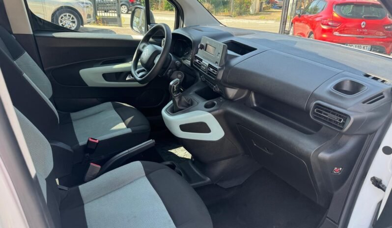 
								Berlingo 1,5l hdi 100cv de 2020 plein									