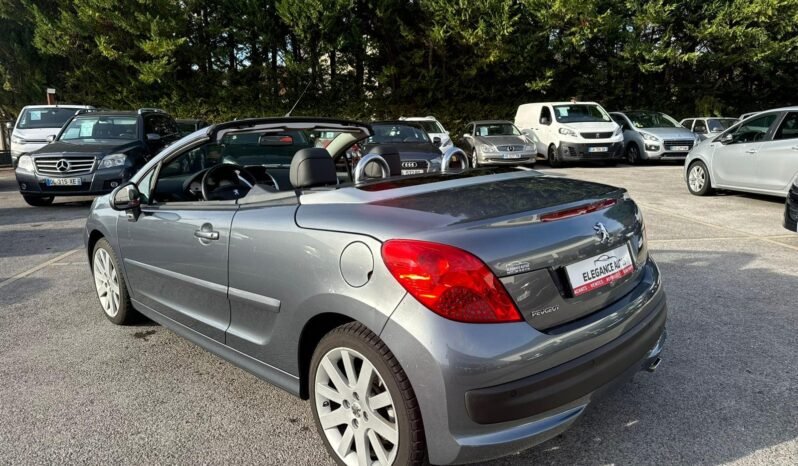 
								207 cc 1,6l 16v 120cv avec 68000km plein									