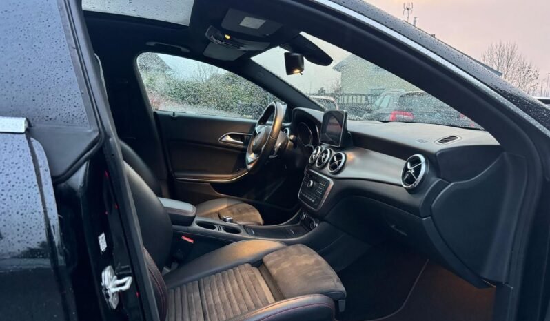 
								Cla shooting brake 220d 7G-DCT 177cv plein									