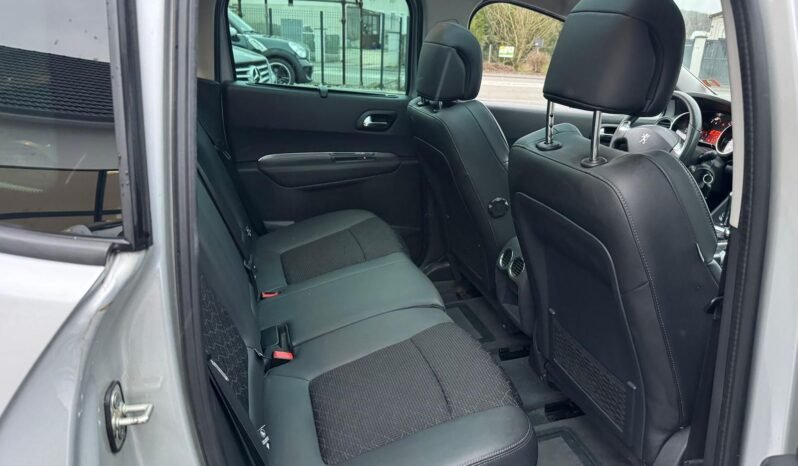 
								3008 allure 1,6l hdi 120cv eat6 plein									