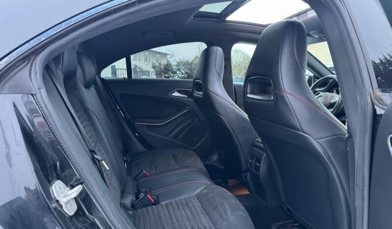 
								CLA 200d amg fascination plein									