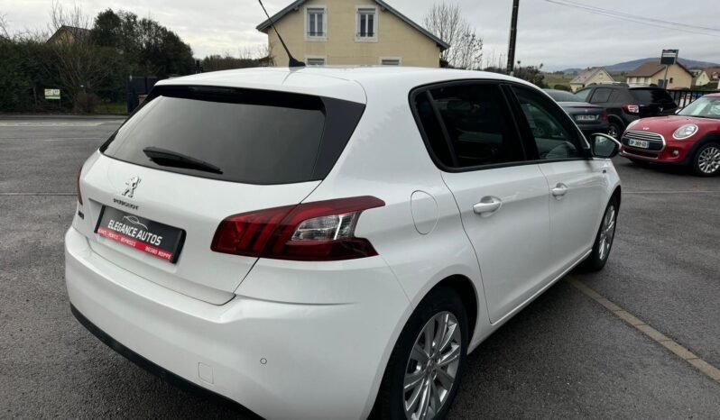 
								308 style 1,2l 110cv de 2017 avec 21000km full									
