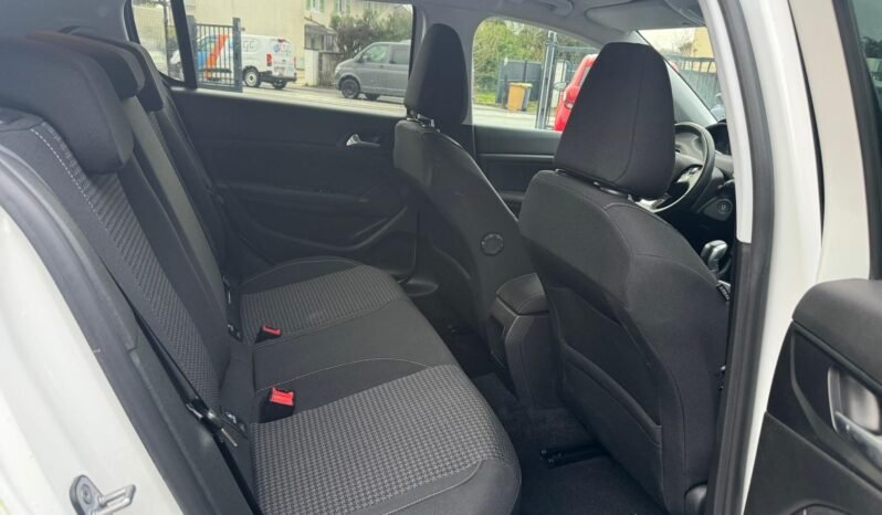 
								308 style 1,2l 110cv de 2017 avec 21000km full									