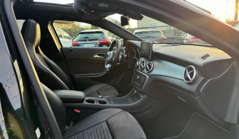 
								Gla 220 cdi 7G-DCT 177 cv fascination plein									